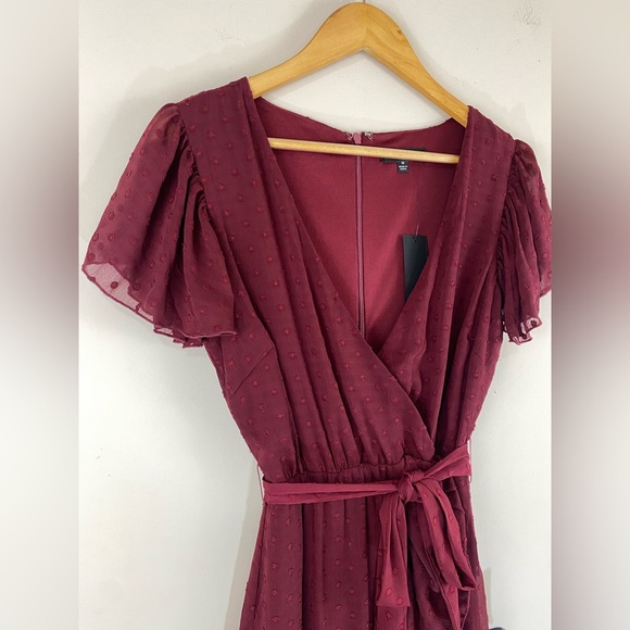 NWT Lulus Have Harmony Burgundy Swiss Dot Ruffled Faux Wrap Midi Dress Medium - Picture 7 of 13